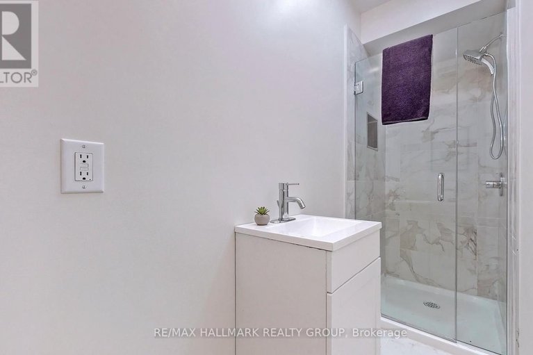 29280456/809-star-private/katimavik/ottawa/ontario/K2L1W2_6