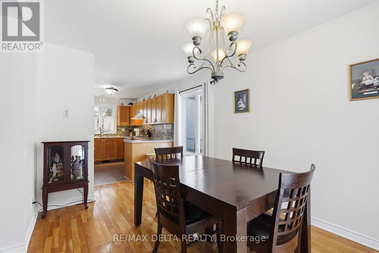 29445828/301-bonavista-street/town-of-rockland/clarence-rockland/ontario/K4K1N8_25