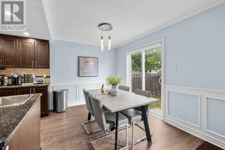 28922578/506-southfield-way/avalon-east/ottawa/ontario/K4A0H2_11