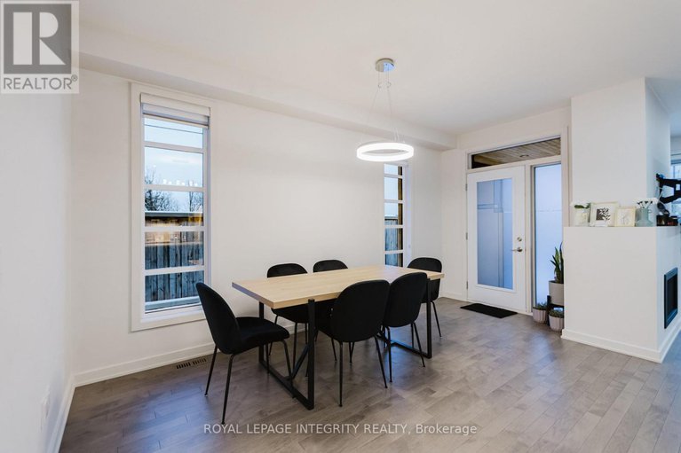 29214068/900-chipping-circle-s/riverside-southgloucester-glen/ottawa/ontario/K4M0E7_14