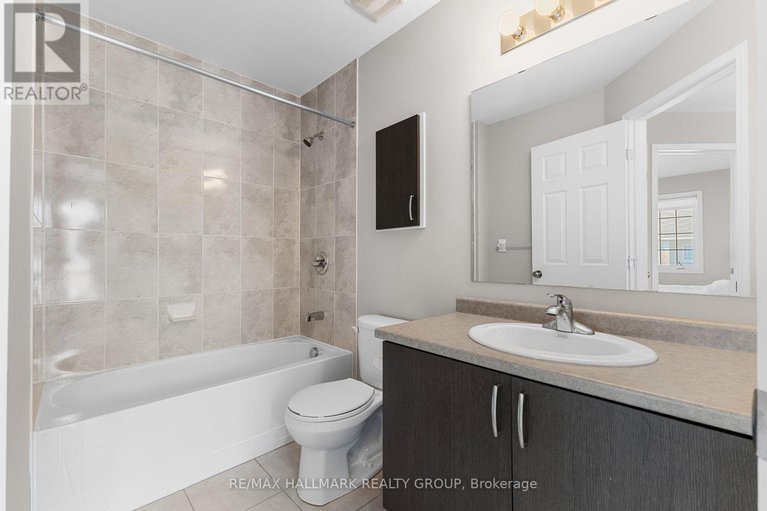 28512162/53-dundalk-private/stonebridge/ottawa/ontario/K2J0J5_22