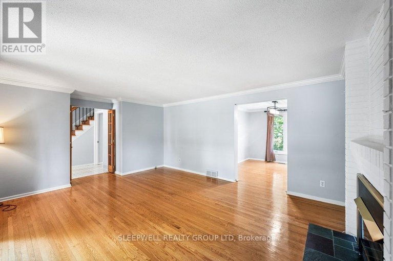 28669425/43-parkglen-drive/meadowlandsst-claire-gardens/ottawa/ontario/K2G3G7_10