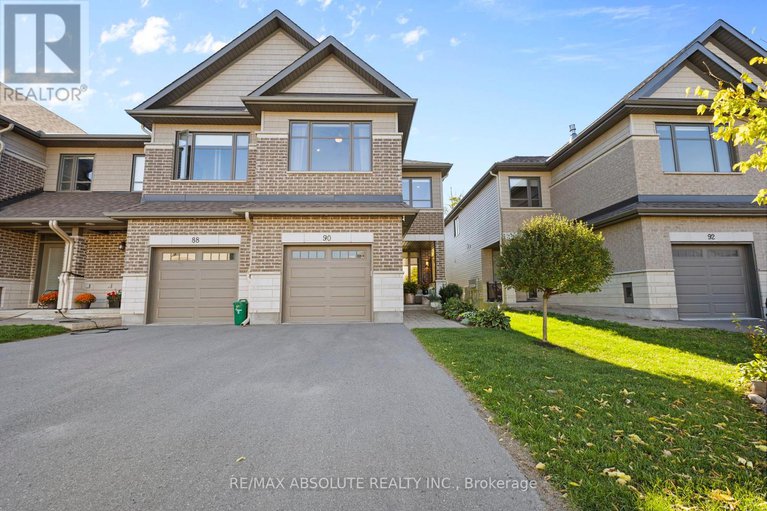 28939991/90-porter-street/stittsville-south/ottawa/ontario/K2S2L8_1