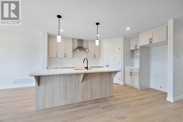 28985534/25-helen-street/north-stormont-finch-twp/north-stormont/ontario/K0A1R0_6