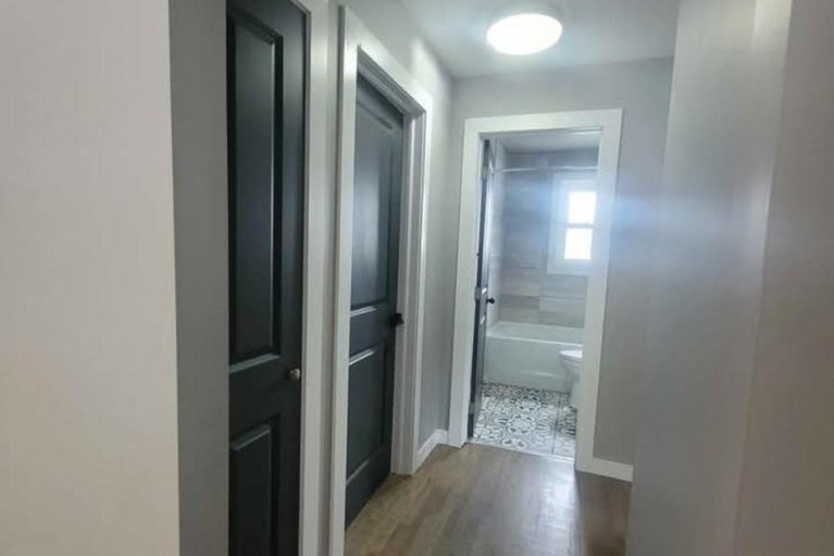 28895850/726-cummings-avenue/castle-heightsrideau-high/ottawa/ontario/K1K2L1_12