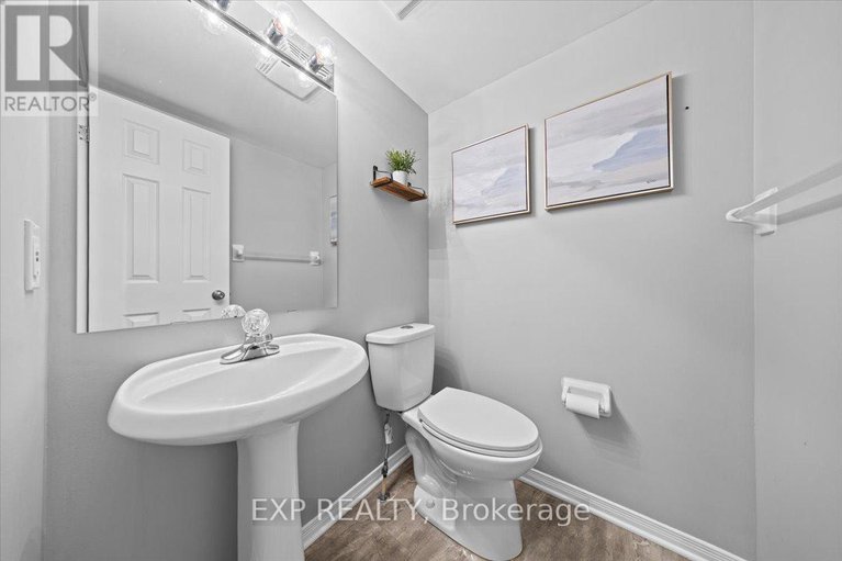 29354269/44-coralbell-private/hunt-club-parkgreenboro/ottawa/ontario/K1T3Z9_7