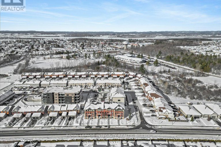29318065/11-1124-docteur-corbeil-boulevard/town-of-rockland/clarence-rockland/ontario/K4K0G9_35