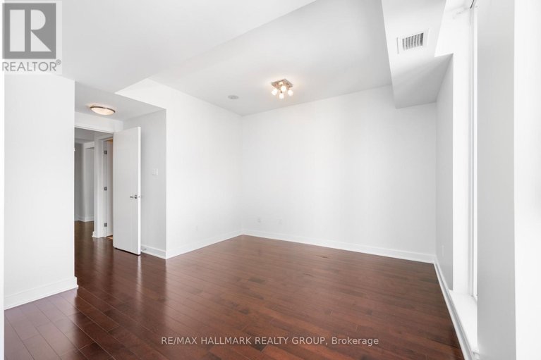 29543922/1904-179-metcalfe-street/ottawa-centre/ottawa/ontario/K2P1P7_26