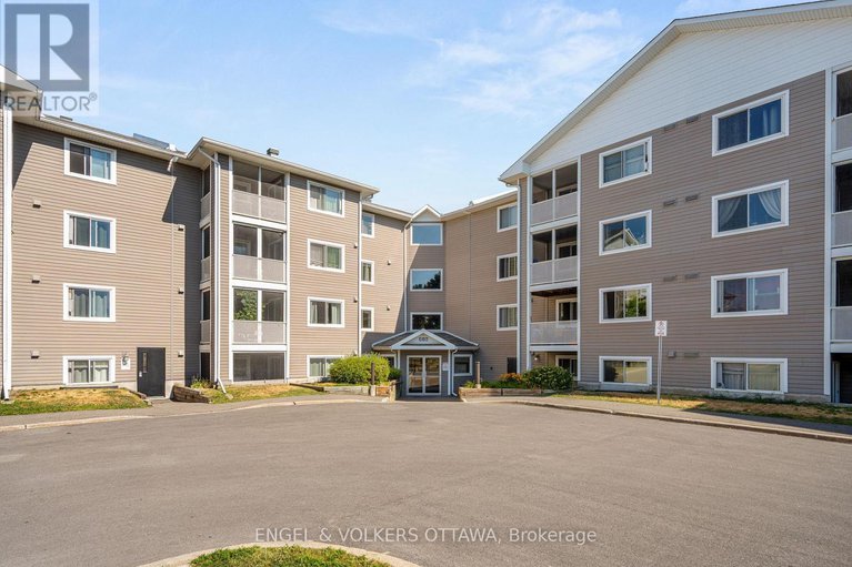 28773984/202-316-lorry-greenberg-drive/hunt-club-parkgreenboro/ottawa/ontario/K1T2P4_1