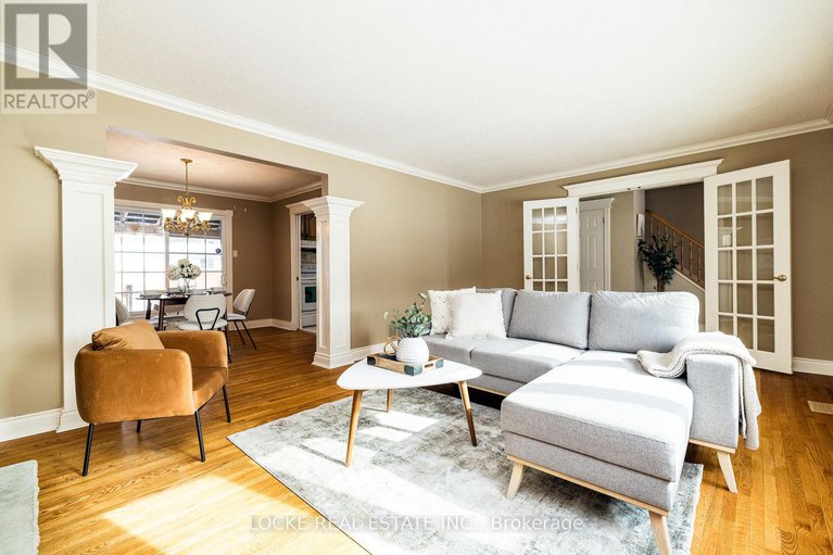 29431769/279-hoylake-crescent/bilberry-creekqueenswood-heights/ottawa/ontario/K1E1M1_7