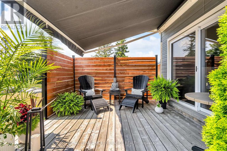 28627551/4-matthew-kieran-crescent/long-sault/south-stormont/ontario/K0C1P0_44