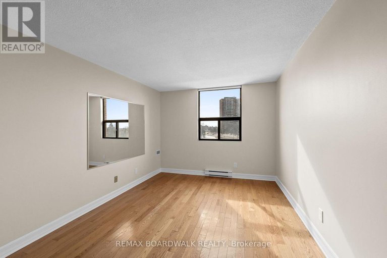 29447132/502-1190-richmond-road/woodroffe/ottawa/ontario/K2B8J3_20