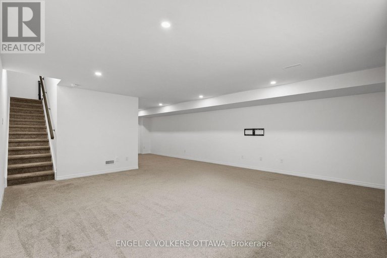 28806491/606-mikinak-road/cfb-rockcliffe-and-area/ottawa/ontario/K1K3X7_26