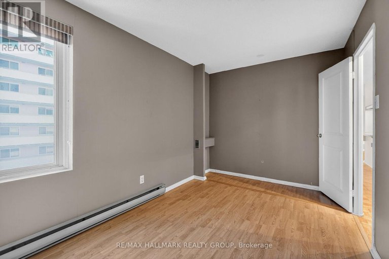 29161047/705-141-somerset-street-w/ottawa-centregolden-triangle/ottawa/ontario/K2P2H1_34