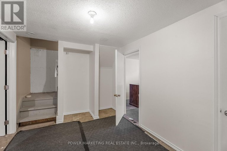 28671992/1280-bethamy-lane/beacon-hill-south/ottawa/ontario/K1J8P3_31