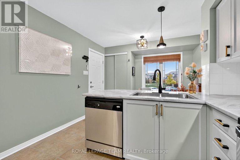 29059744/548-lakeridge-drive-ne/avalon-east/ottawa/ontario/K4A0H5_14