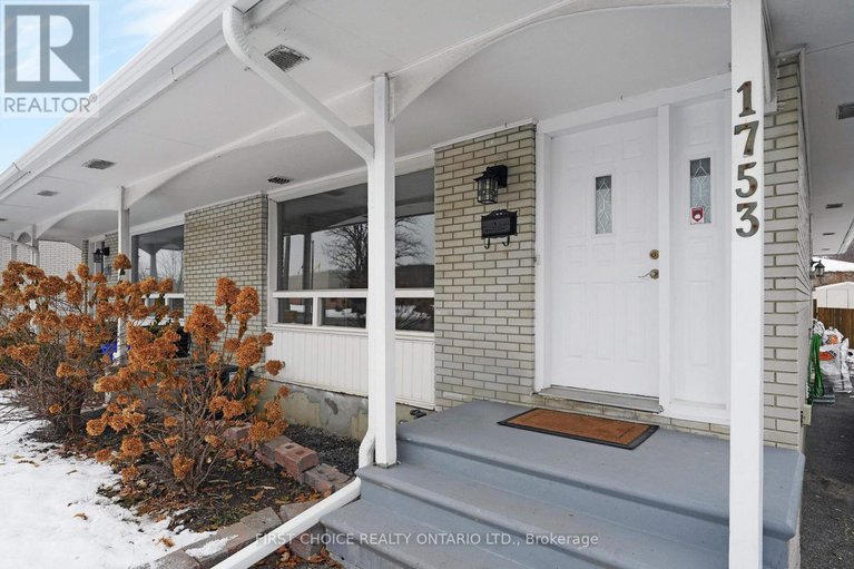 29169954/1753-heron-road/urbandale-acres/ottawa/ontario/K1V6A2_3