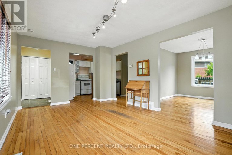 28535460/284-anna-avenue/carlington/ottawa/ontario/K1Z7V6_7