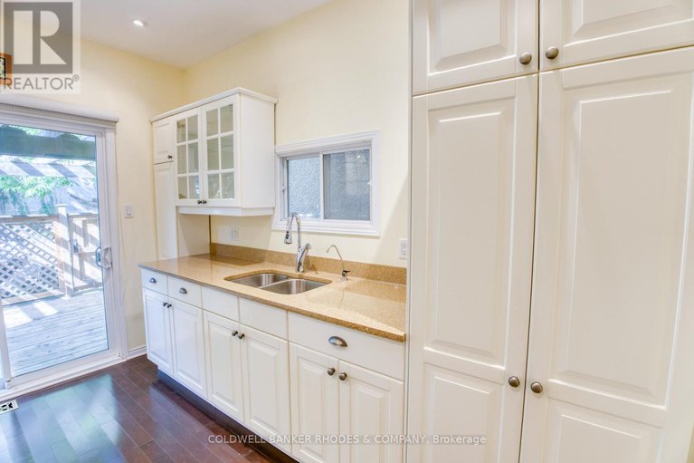 29101715/129-elm-street/west-centre-town/ottawa/ontario/K1R6N4_13