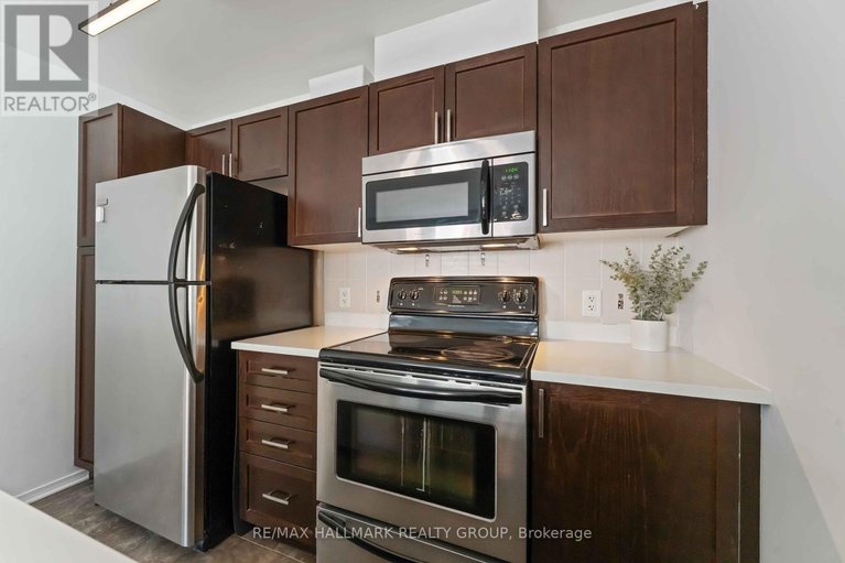 28813105/f-270-meilleur-private/vanier/ottawa/ontario/K1L0A3_13