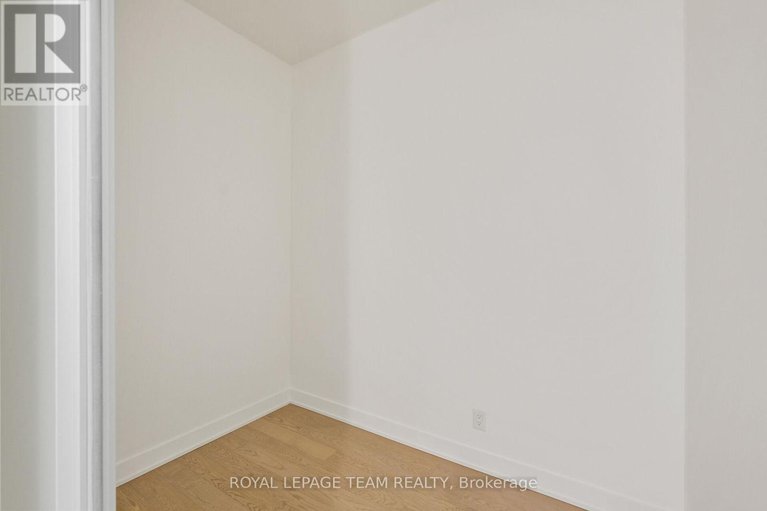 28416737/604-428-sparks-street/ottawa-centre/ottawa/ontario/K1R0B3_19