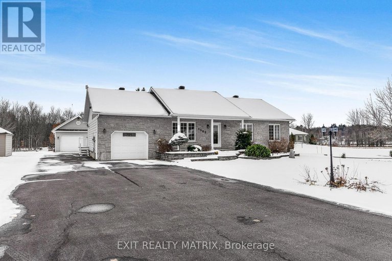 28989592/1582-sandy-hill-road/champlain-twp/champlain/ontario/K6A2R2_1
