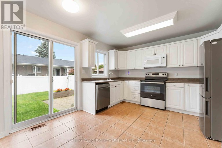 29025910/1474-shawinigan-street/fallingbrookridgemount/ottawa/ontario/K4A2M8_11