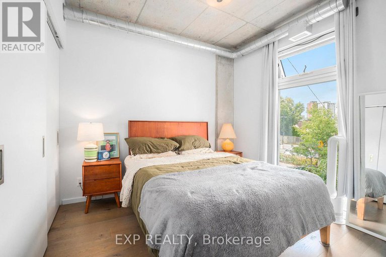 29401294/206-1000-wellington-street-w/hintonburg/ottawa/ontario/K1Y2X9_17