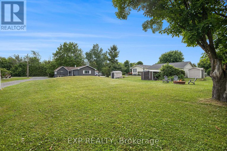 28498120/85-moore-street/mcnabbraeside-twps/mcnabbraeside/ontario/K7S1G3_21