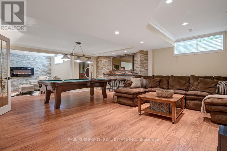 29306456/3-fanterra-way/hunt-club-parkgreenboro/ottawa/ontario/K1T3Z7_29