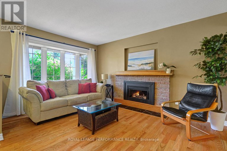 28440607/1895-horizon-drive/vars-village/ottawa/ontario/K0A3H0_7