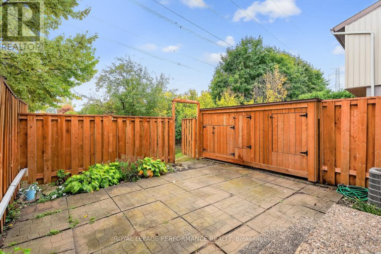28986881/118-176-woodfield-drive/tanglewood/ottawa/ontario/K2G3W8_33