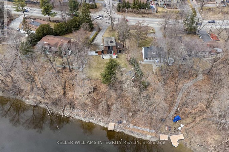 28247815/2061-prince-of-wales-drive-s/rideau-heightsrideau-river/ottawa/ontario/K2E7A4_28