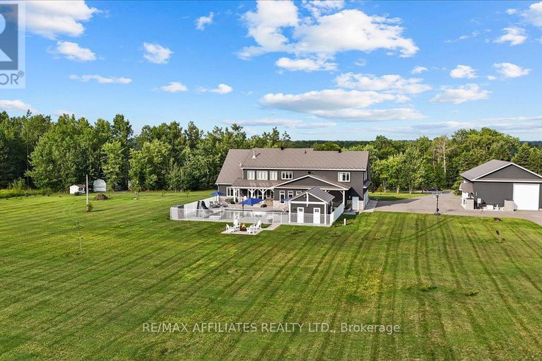 28673647/2440-emmett-road/cumberland-west/ottawa/ontario/K4C1S1_46