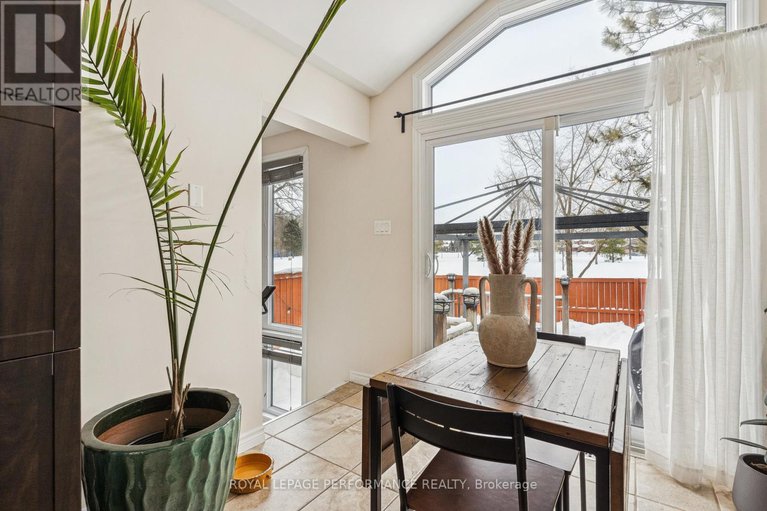 29354265/172-claiborne-way/queenswood-heights-south/ottawa/ontario/K1E3V1_15