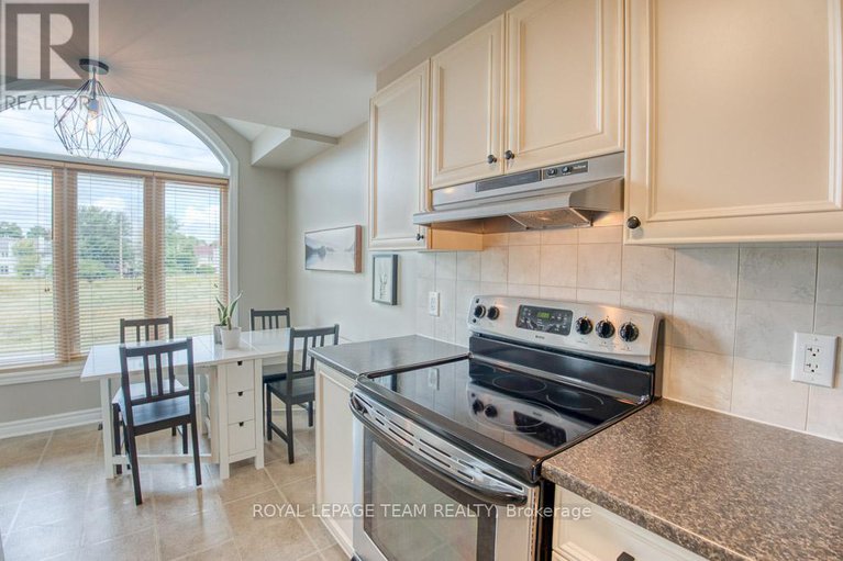 28808574/292-forestbrook-street/morgans-grantsouth-march/ottawa/ontario/K2K0B9_8