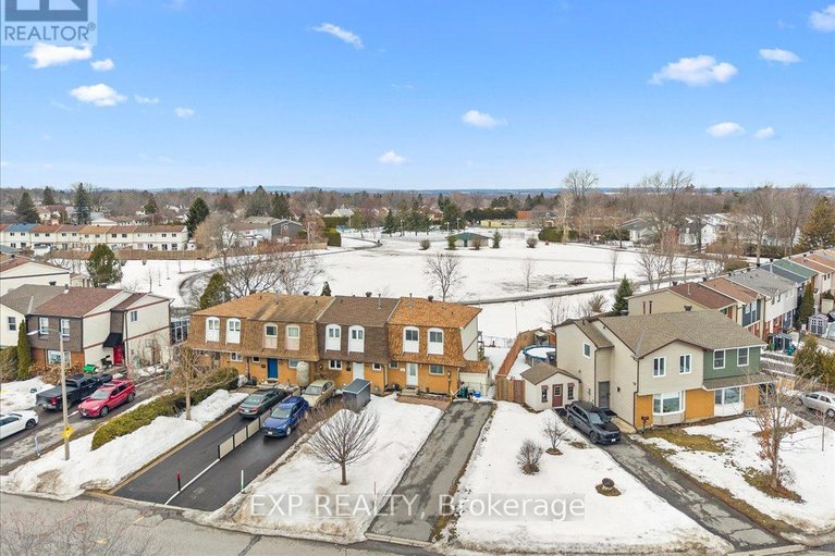 29485103/915-lawnsberry-drive/chatelaine-village/ottawa/ontario/K1E1Y2_32
