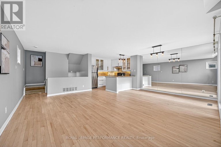 29306219/a-241-sunnyside-avenue/old-ottawa-south/ottawa/ontario/K1S0R4_6