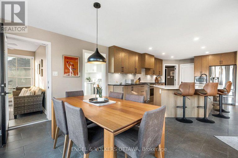 29666801/32-barcham-crescent/hearts-desire/ottawa/ontario/K2J3Z7_16