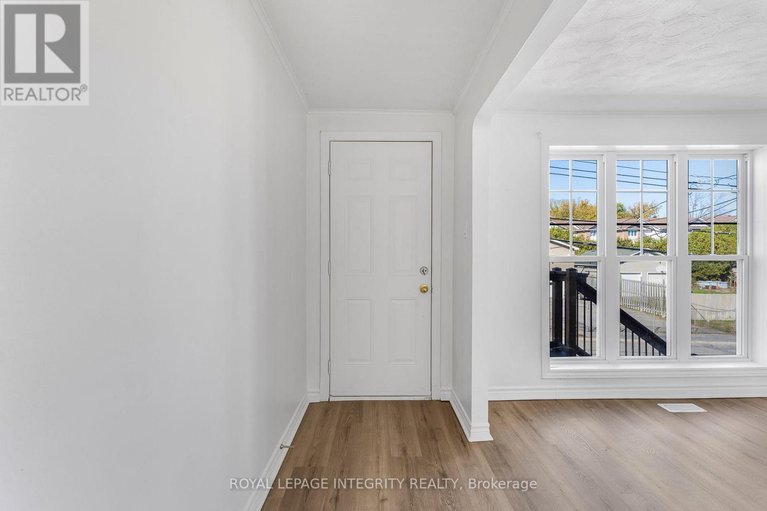 29435372/2053-catherine-street/town-of-rockland/clarence-rockland/ontario/K4K1H6_5