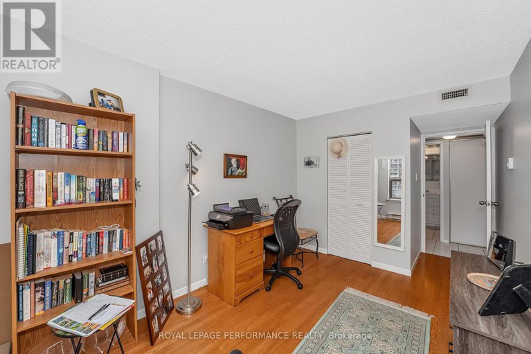 29167594/903-200-lafontaine-avenue/vanier/ottawa/ontario/K1L8K8_23