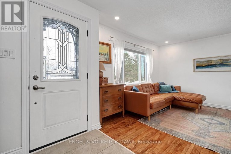 29523310/3822-indian-creek-road/clarencerockland-twp/clarence-rockland/ontario/K0A2A0_9