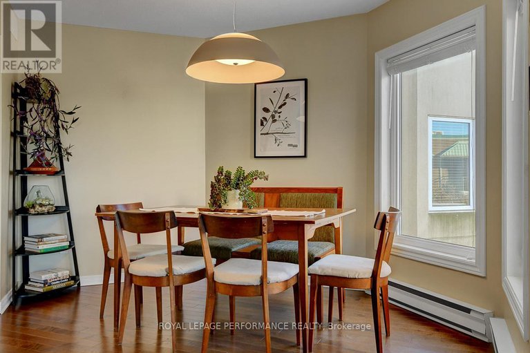 29401592/401d-1-columbus-avenue/overbrook/ottawa/ontario/K1K4L1_14