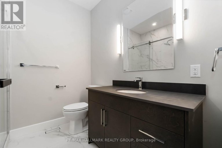 28546575/110-theberge-private/meadowlandsst-claire-gardens/ottawa/ontario/K2G4T1_17