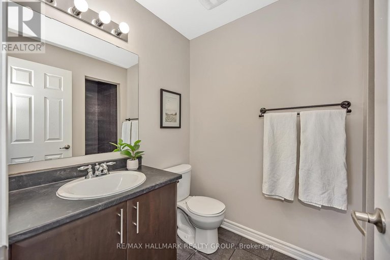 29651054/618-martinique-lane/stittsville-north/ottawa/ontario/K2S0L9_28