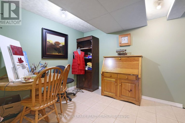 29109824/206-old-pakenham-road/fitzroy/ottawa/ontario/K0A1X0_35