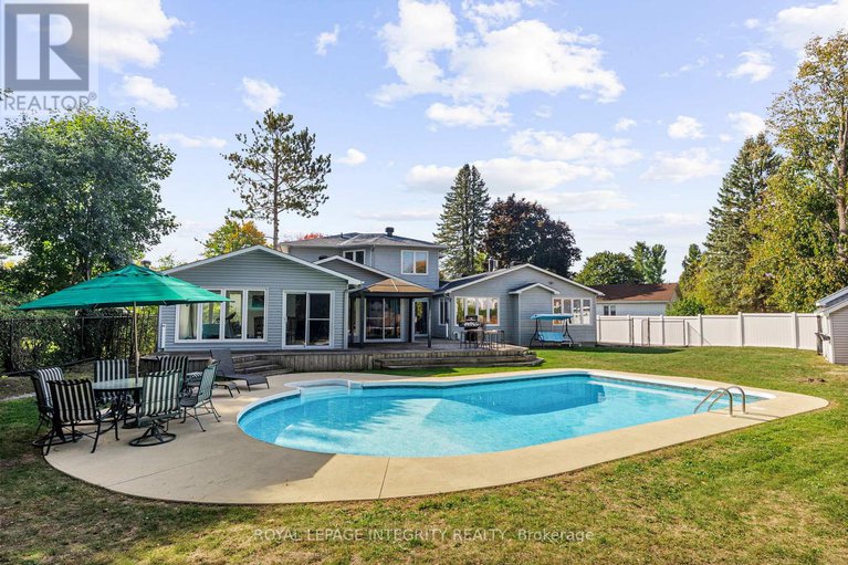 29249716/16-st-andrews-circle/glencairnhazeldean/ottawa/ontario/K2L1L3_39