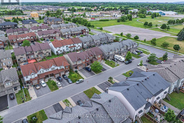 28534993/319-laguna-street/leitrim/ottawa/ontario/K1T0L1_39