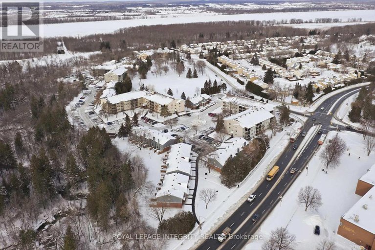 29317340/114-6532-bilberry-drive/orleans-wood/ottawa/ontario/K1C4N9_27