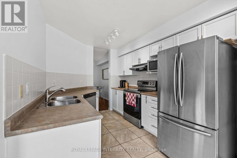 29348101/213-opus-street/emerald-meadowstrailwest/ottawa/ontario/K2S0J2_13